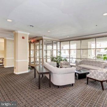 Building Photo - 1200 Braddock Pl