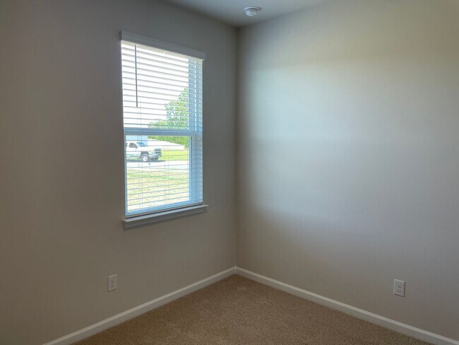 Building Photo - 3 Bedroom 2 Bathroom House in Supply NC