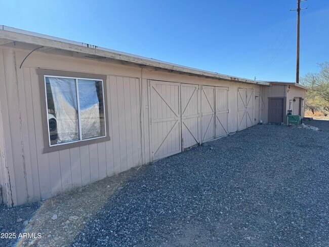 Building Photo - 20775 Tara Springs Rd