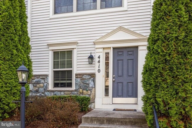Building Photo - 4410 Potomac Highlands Cir