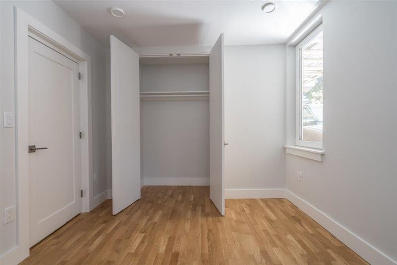 Building Photo - 334 Harvard St