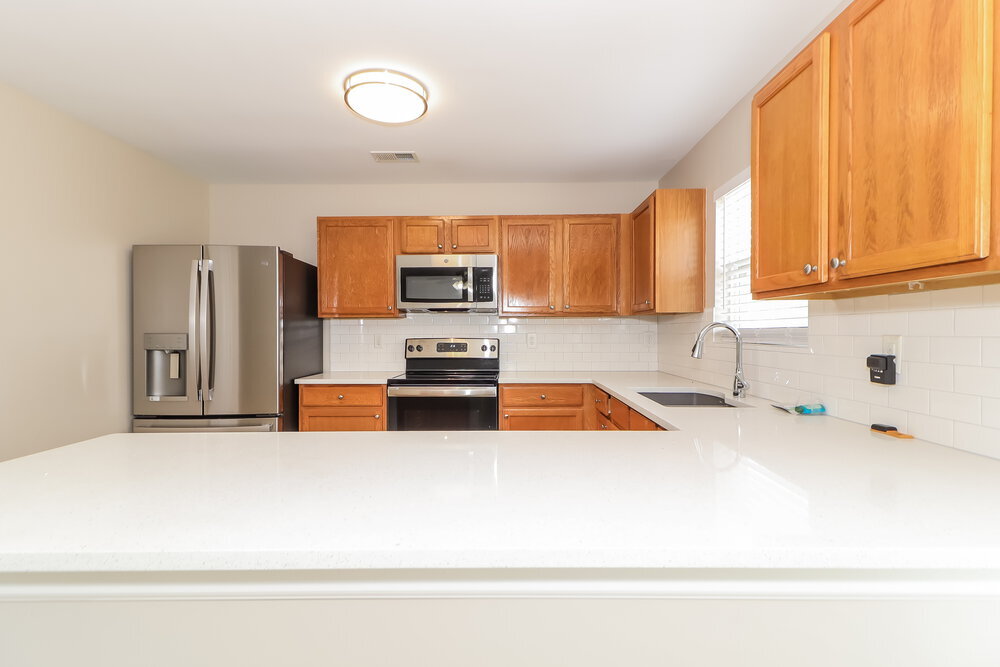 Building Photo - 2945 Mayfair Dr