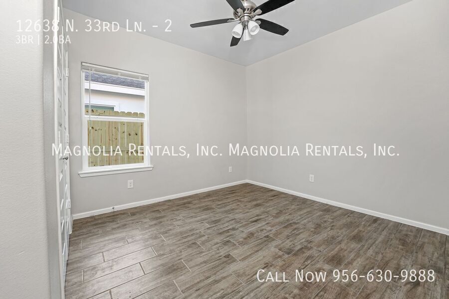 Building Photo - 12638 N 33rd Ln