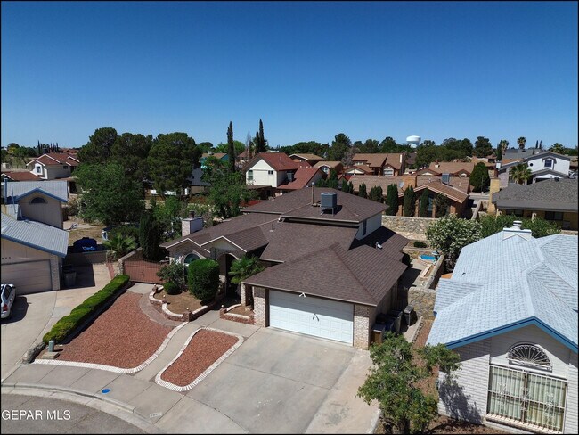 Building Photo - 1857 Ralph Janes Pl