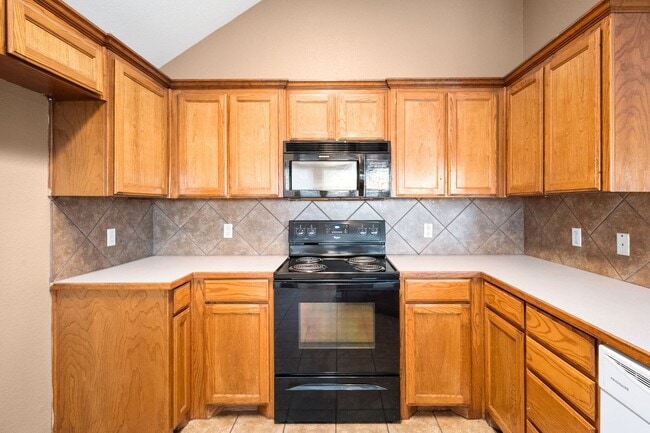 Building Photo - Burleson 3/2/2