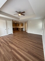 Building Photo - 1512 Park Ave