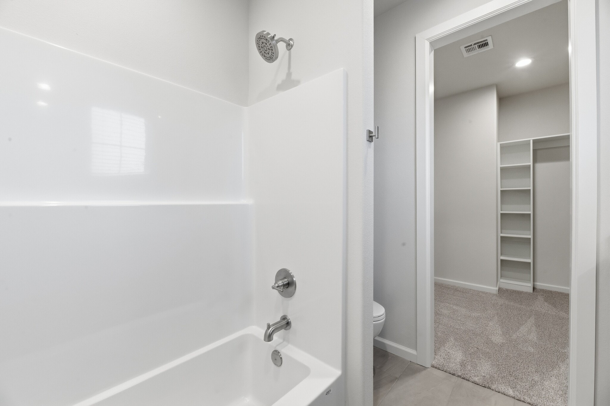 Building Photo - 316 E Elgin St