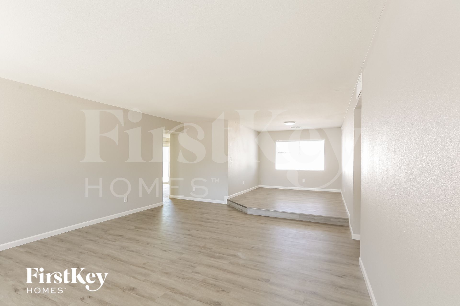 Building Photo - 4564 W Onyx Ave