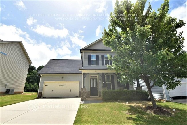 Building Photo - 127 Verrazano Pl