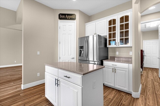 Building Photo - STOP USING THIS ACCOUNT! THIS IS OLD - 2625 Tweed Run