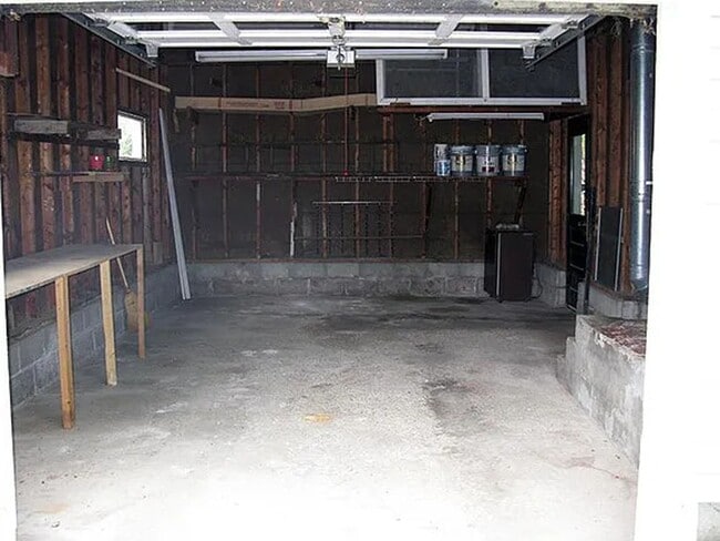 Building Photo - 3 Bedroom Apartment in Burlington VT Avail...