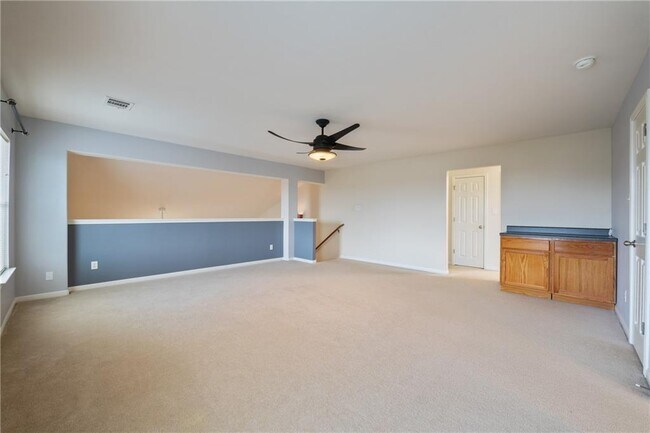 Building Photo - 3800 Vonnegut Ct