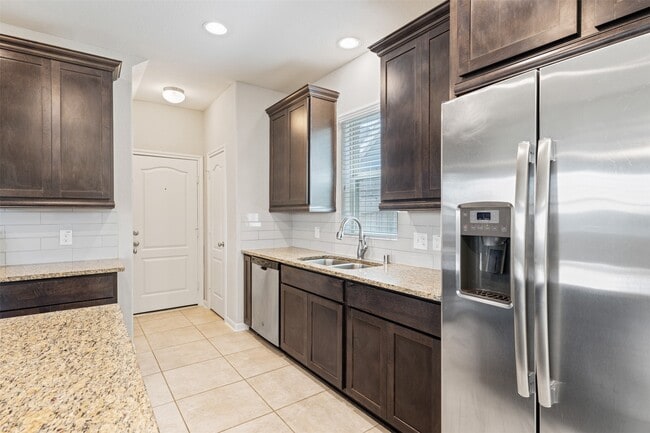 Building Photo - 3009 Wedgewood Bay Ct