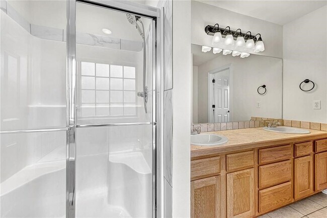 Building Photo - 6016 S 36th St