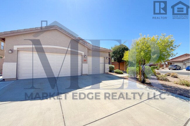 Building Photo - 4Bed/2Bath Furnished Home w/3 Car Garage! Move-In Ready on 05/28/2026! -- RV GATE!