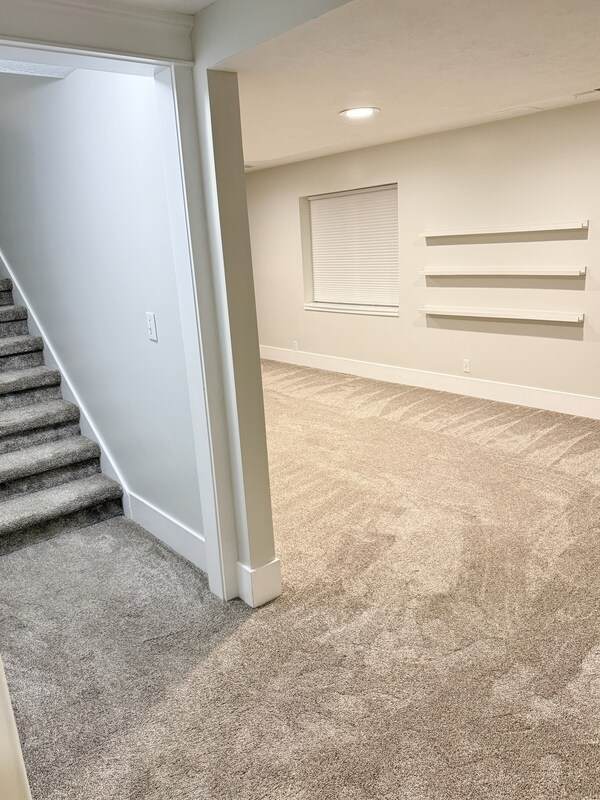 Building Photo - 1729 Colchester Ct