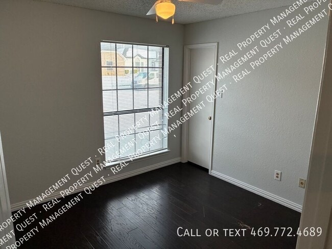 Building Photo - 6759 Mountain Cedar Ln