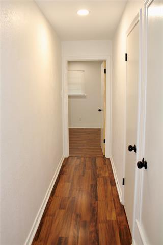 Building Photo - 4726 Jade Dr