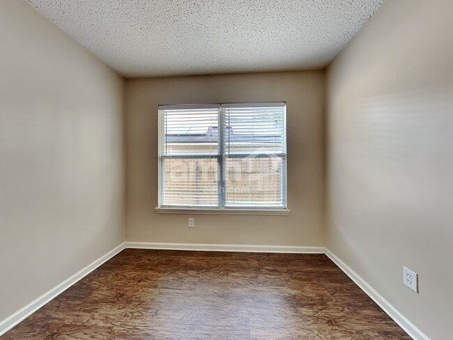 Building Photo - 96122 Stoney Glen Ct