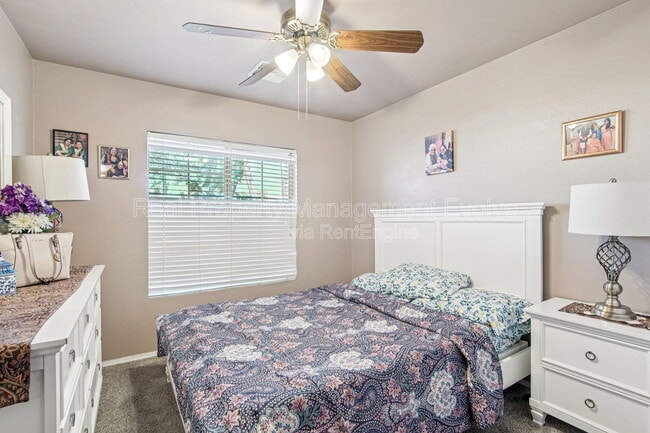 Building Photo - 12571 W Mauna Loa Ln