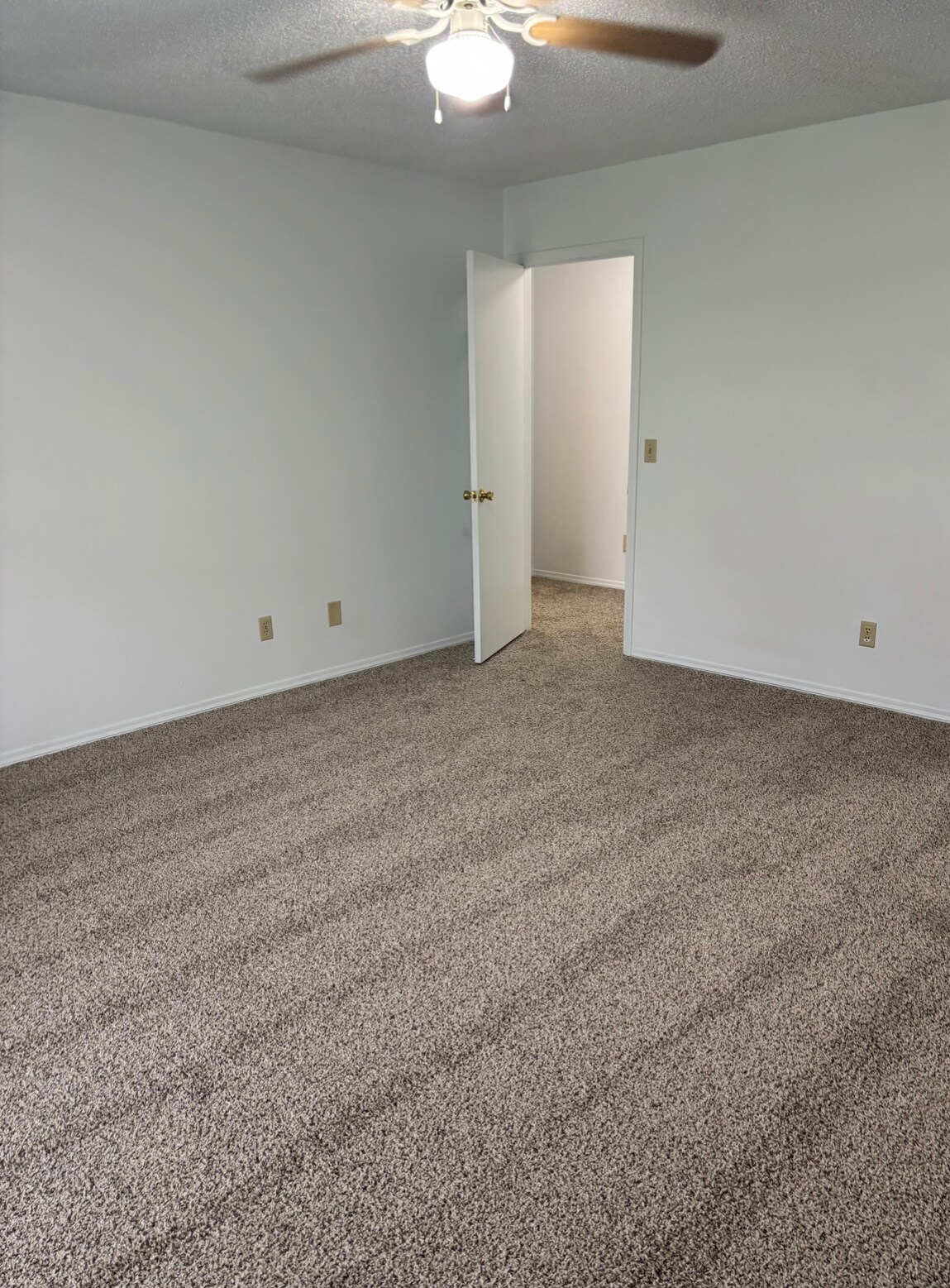 Lg primary bedroom - 5018 W 5th Pl