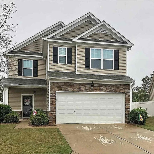 Building Photo - 344 Hill Crest Cir