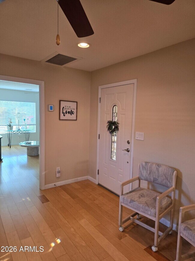 Building Photo - 1128 E Rowlands Ln