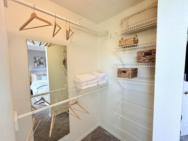 Building Photo - 6380 S Boston St