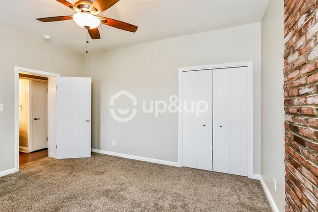 Building Photo - Fantastic 3bd/1.5ba home! Coming soon!