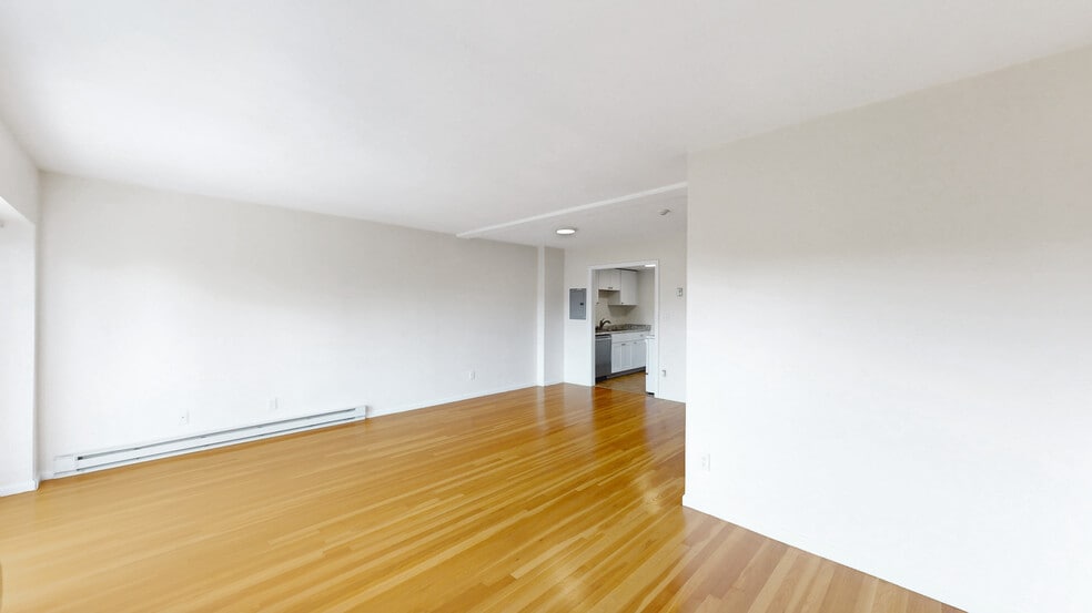 Building Photo - 525 Highland Ave