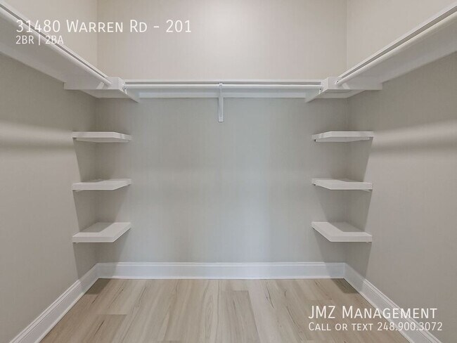 Building Photo - 31480 Warren Rd