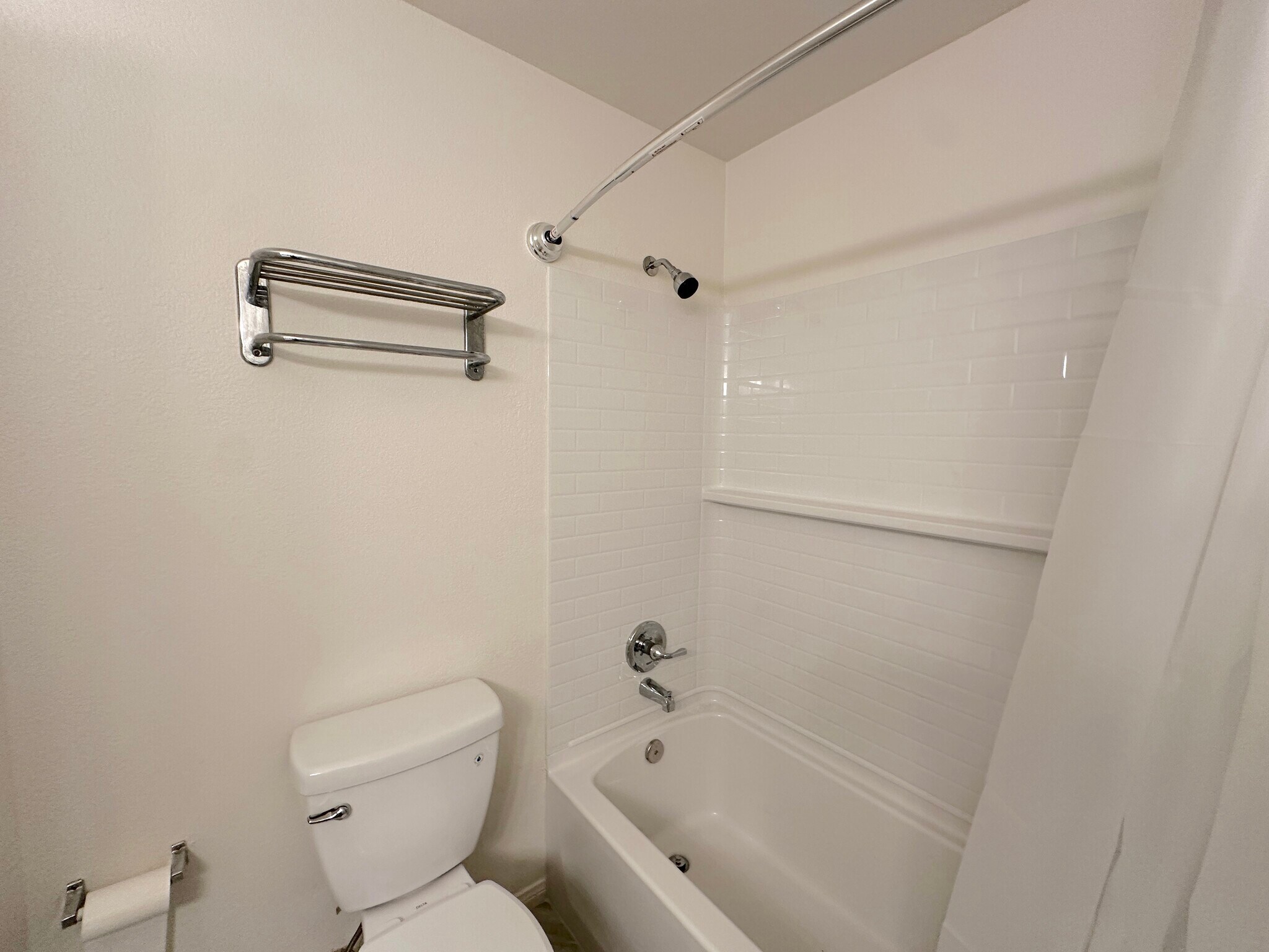 Building Photo - 9745 Mesa Springs Way