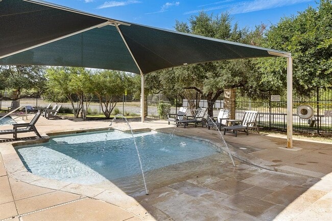 Building Photo - 3817 Tailfeather Dr