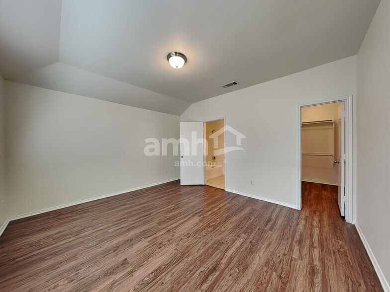 Building Photo - 1768 Nina Dr