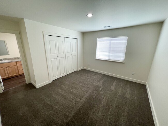 Building Photo - 4245-47 Wyoming