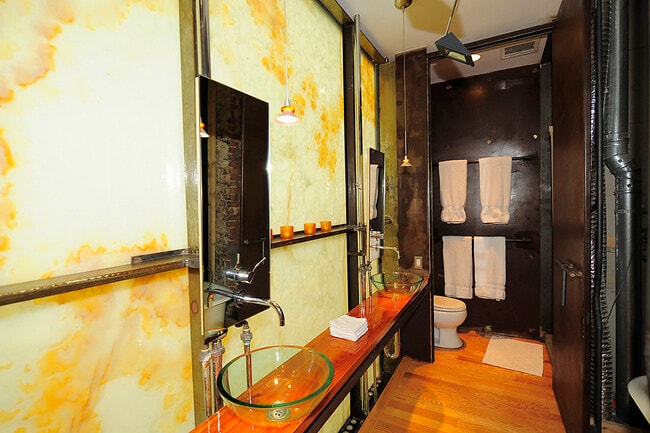 Building Photo - 1328 Irving St NW