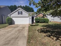 Building Photo - Pristinel Ranch Style Home located in the ...