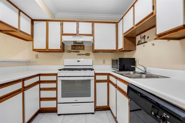 Building Photo - 15290 SW 106th Ln