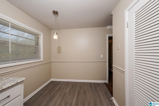 Building Photo - 9765 Virginianna Dr