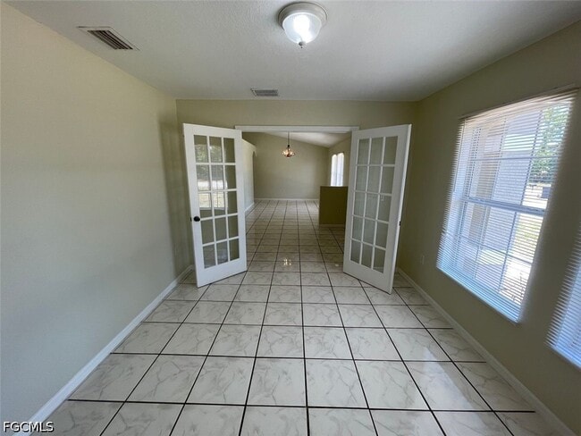 Building Photo - 1221 Summa Blvd