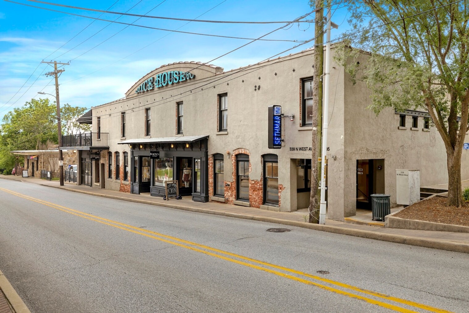Building Photo - 329 N West Ave