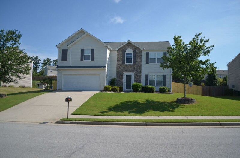 Building Photo - 1650 Ivey Pointe Ct
