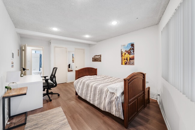 Bedroom - 691 Levering Ave