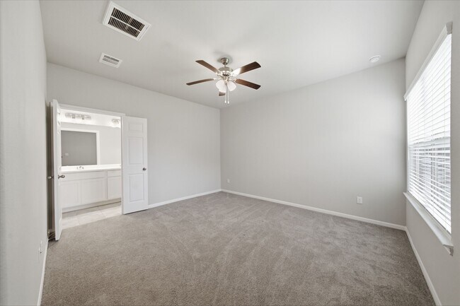 Building Photo - 1436 Sundown Gln Ln