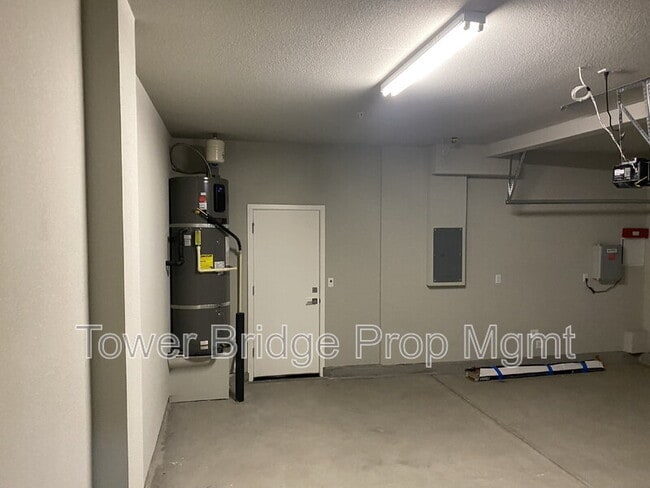 Building Photo - 3836 Firestar Way