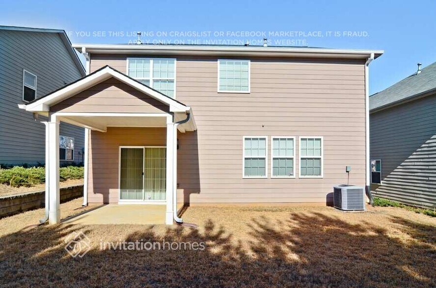 Building Photo - 2230 Valley Creek Dr