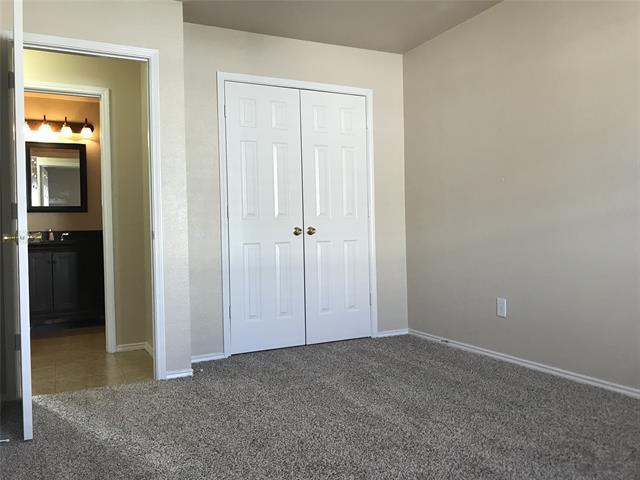 Building Photo - 12299 Foothill Ln