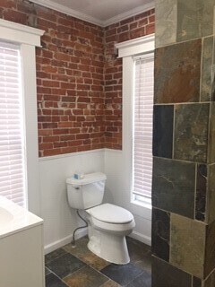 Building Photo - 33 Linwood Ave