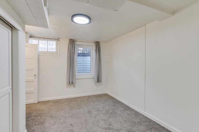 Building Photo - 3703 S Sherman St