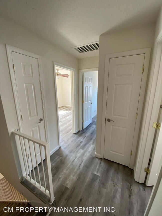Building Photo - 2 br, 1 bath House - 5488 Judith St. #2